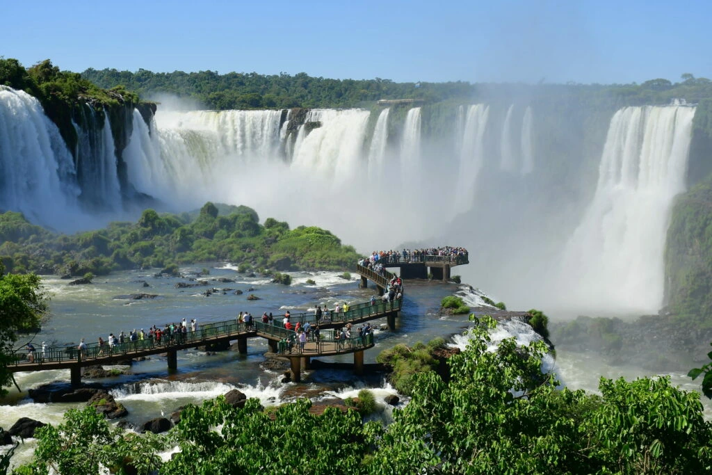 La spectaculaire Garganta del Diablo aux chutes d’Iguazu La spectaculaire Garganta del Diablo aux chutes d’Iguazu